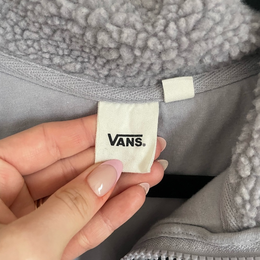 Vans Heather Gray and Black Sherpa Sweater - Picture 4 of 7